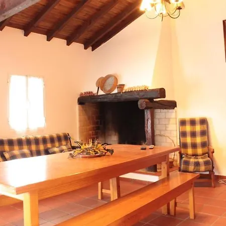 Casa Da Felicidade - Three Bedroom House In Pataias Pataias